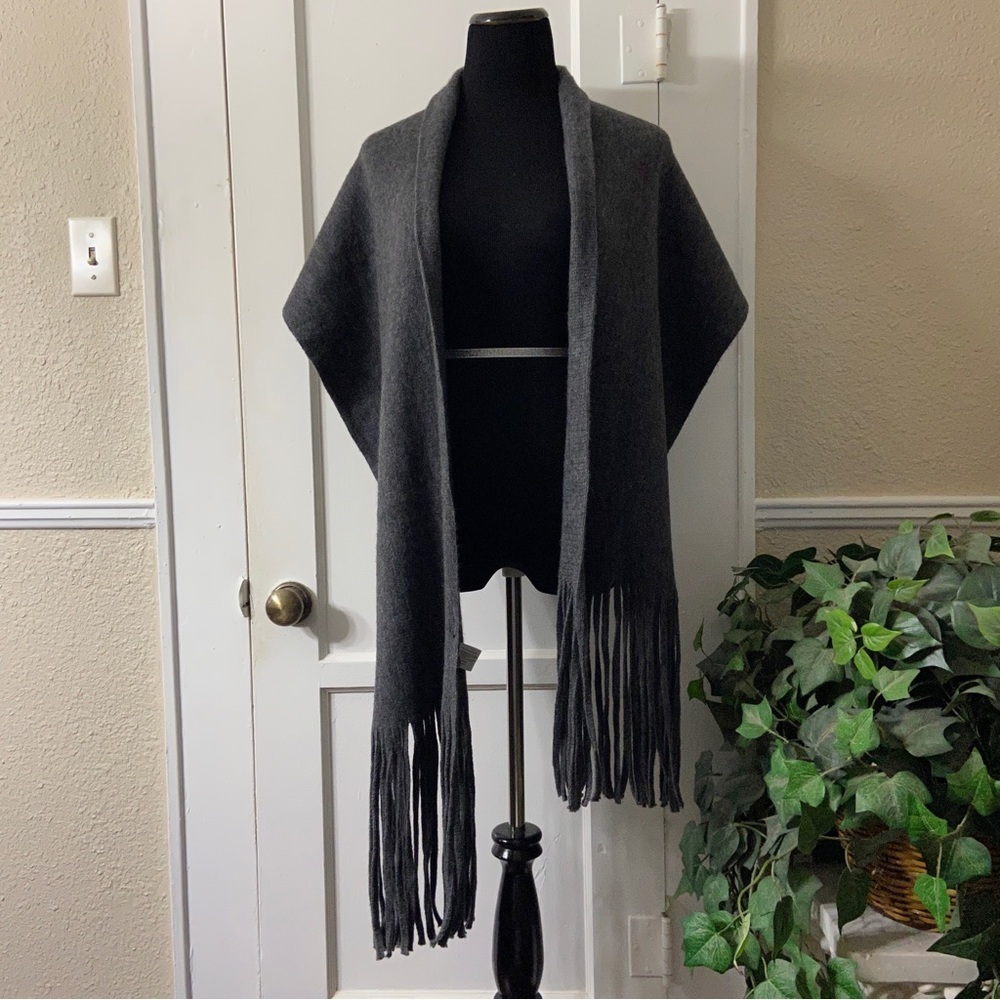 Lucky Brand Soft w/ Long Fringe Scarf/Wrap